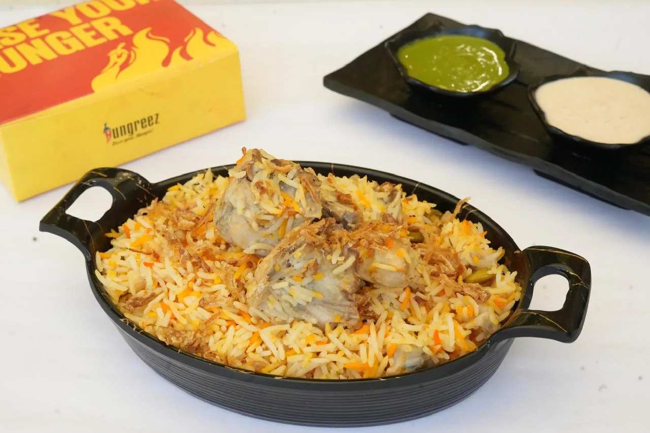 Chicken yakhni biryani Before