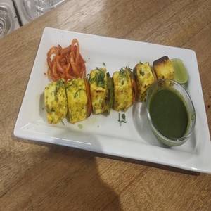 Bright, supporting dish in this style