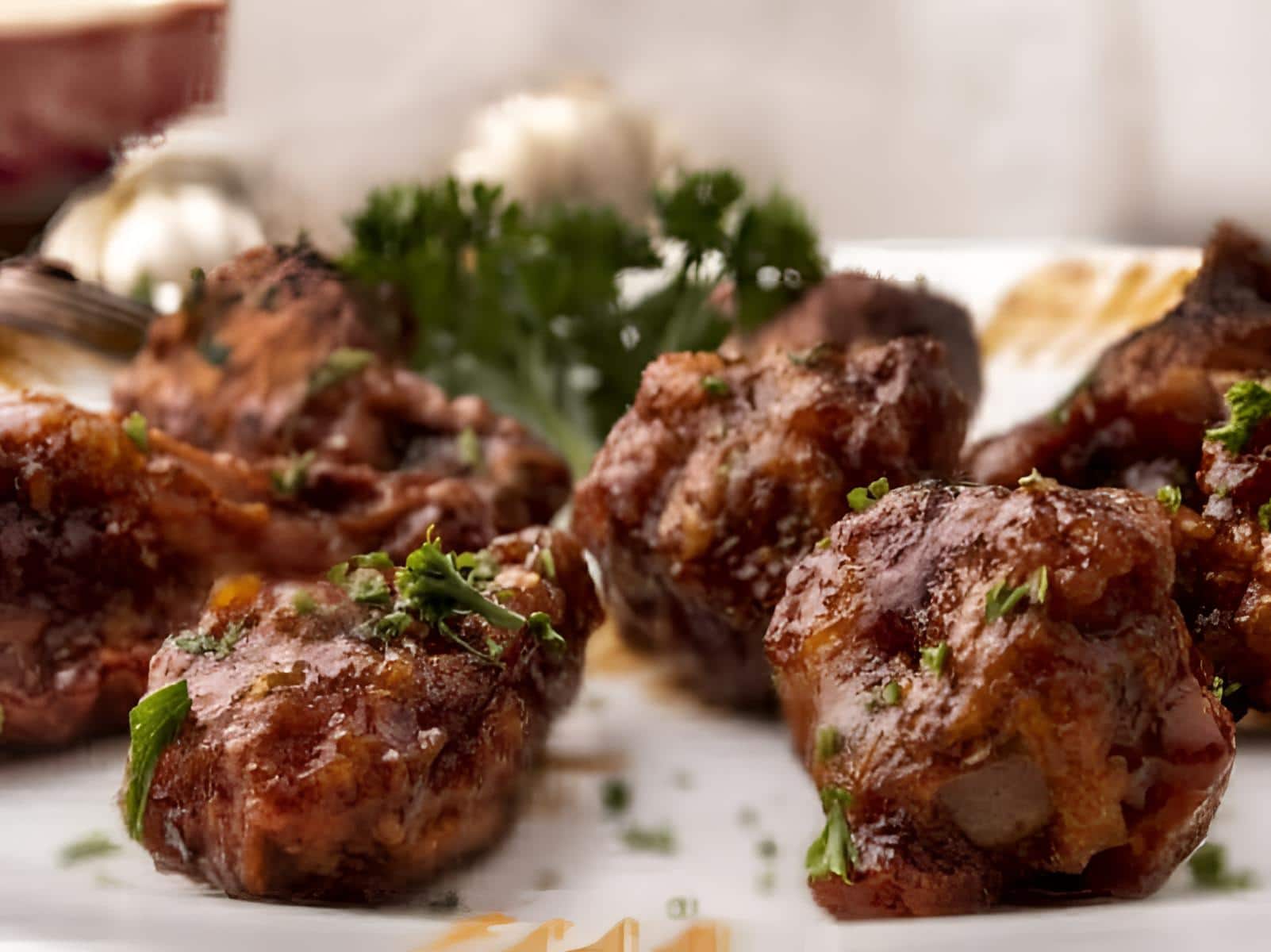 Casual-pub-multicuisine-approachable, supporting dish in this style