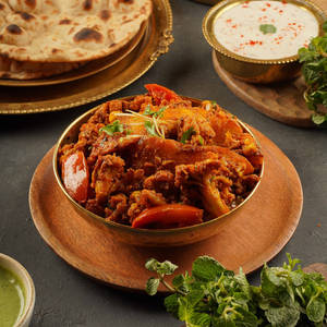 Heritage Delhi dhaba elevated to, supporting dish in this style
