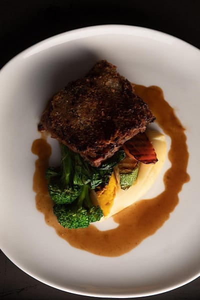 Elevated neighbourhood bistro, supporting dish in this style